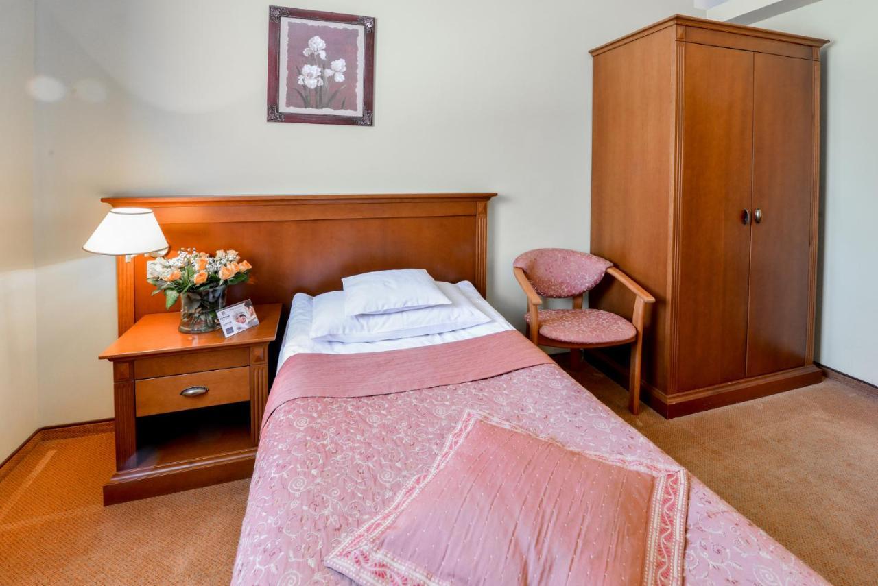 Spa Hotel Jawor Явоже Экстерьер фото