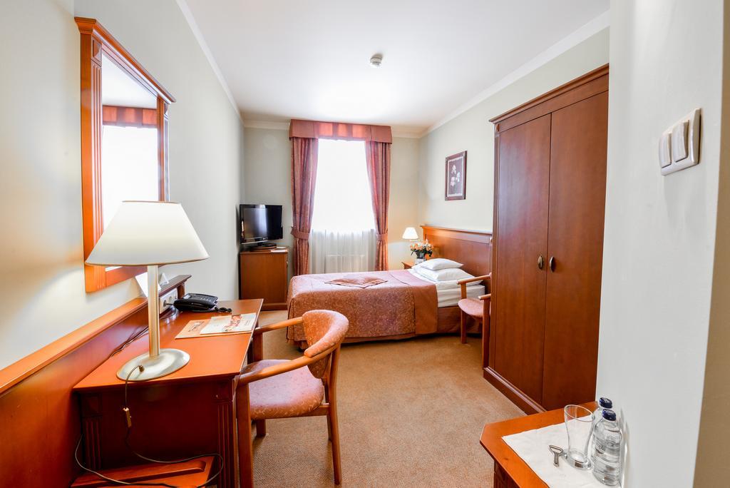 Spa Hotel Jawor Явоже Экстерьер фото