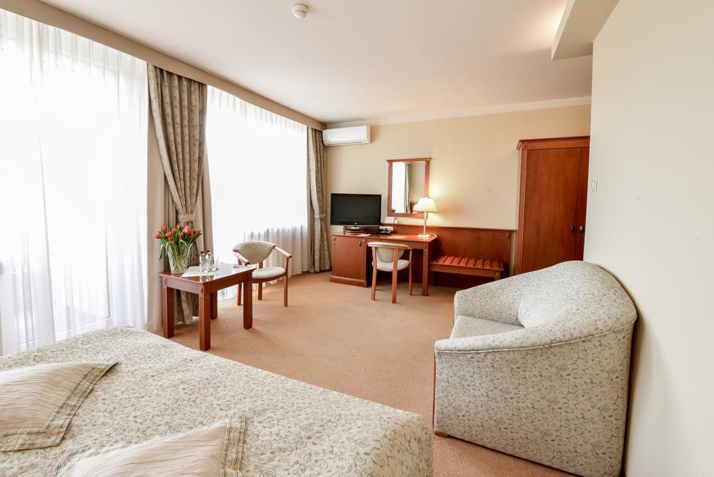 Spa Hotel Jawor Явоже Экстерьер фото